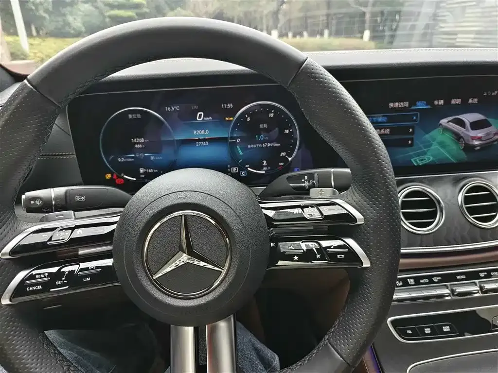 Mercedes-Benz E-Class (Import) — фото 2