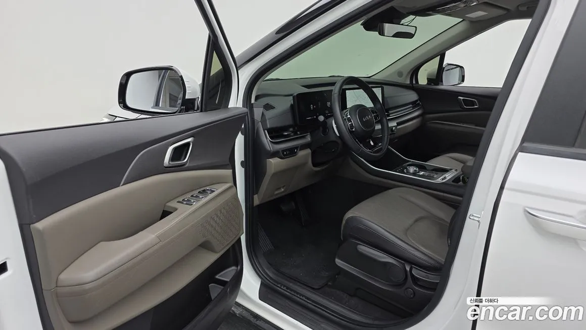 Kia Carnival — фото 3
