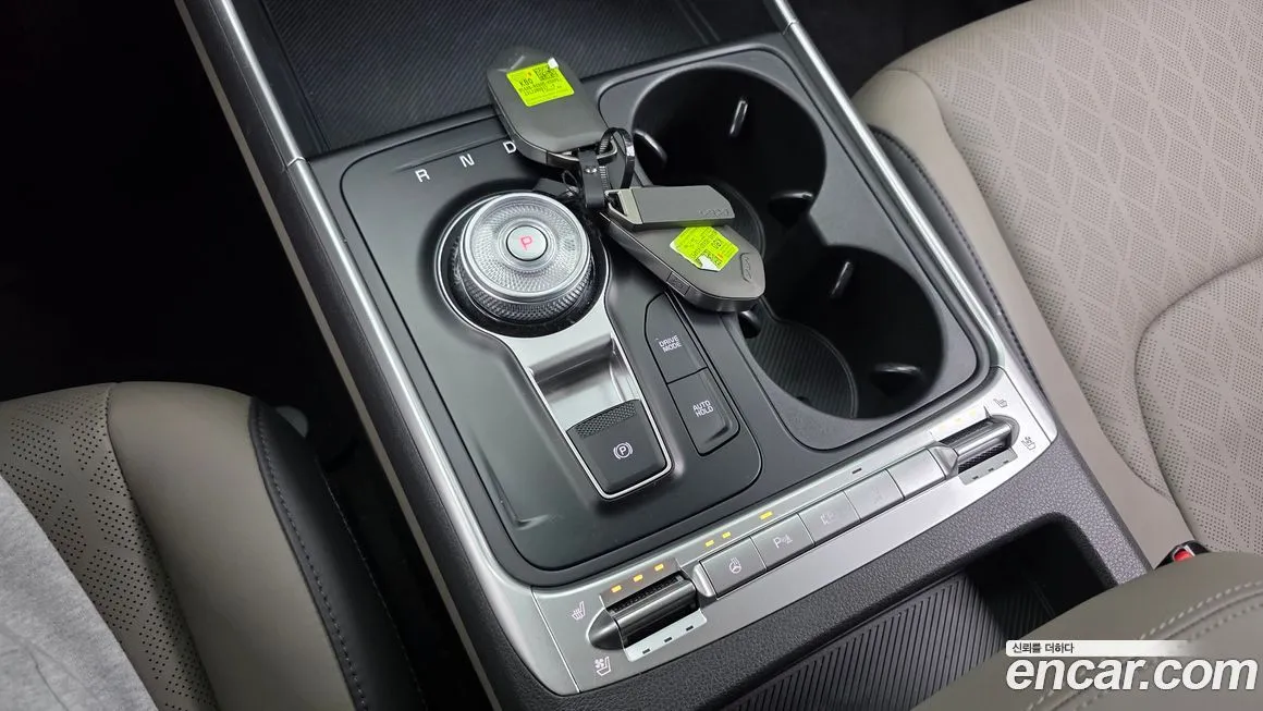 Kia Carnival — фото 10