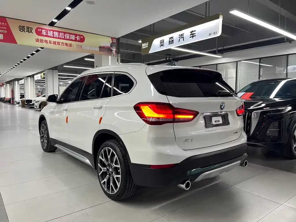 BMW X1 — фото 10