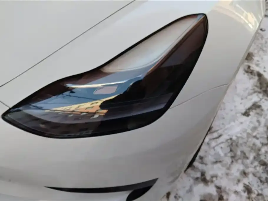 Tesla Model 3 — фото 2