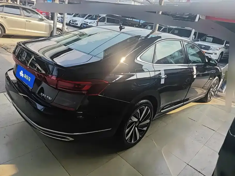 Volkswagen Passat — фото 7