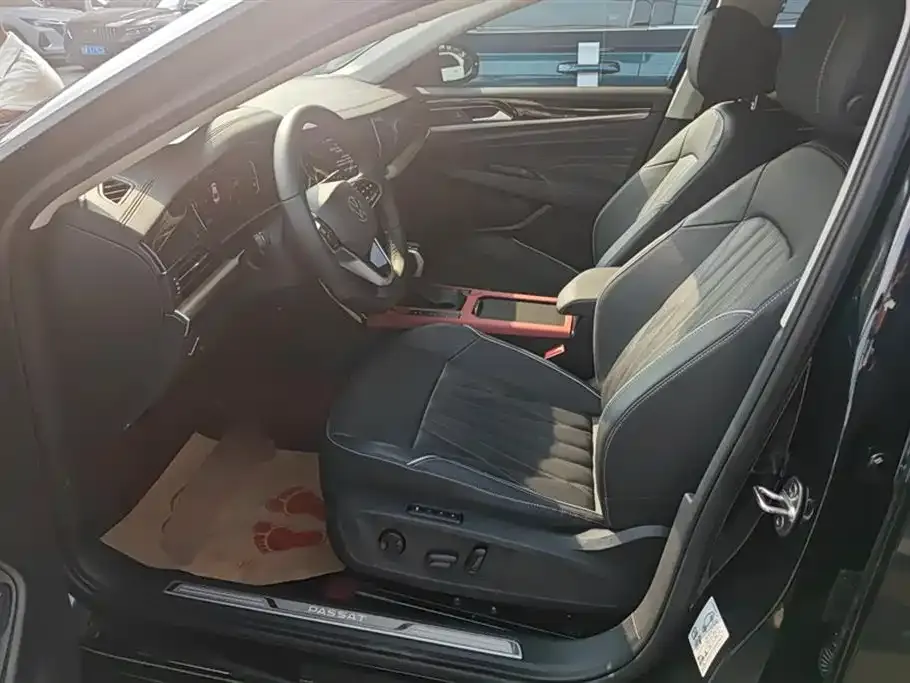 Volkswagen Passat — фото 3