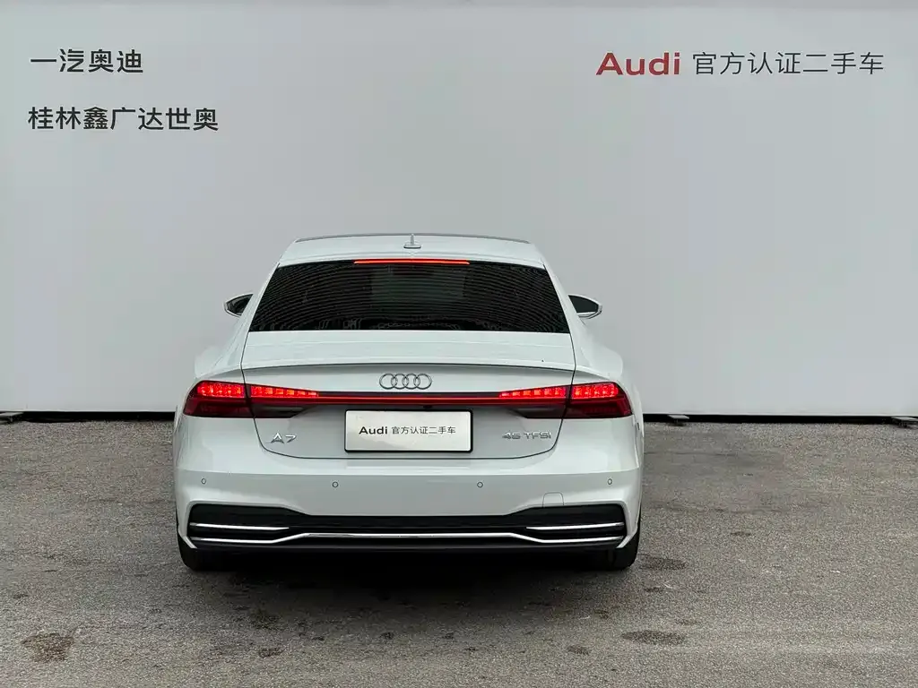 Audi A7 — фото 8