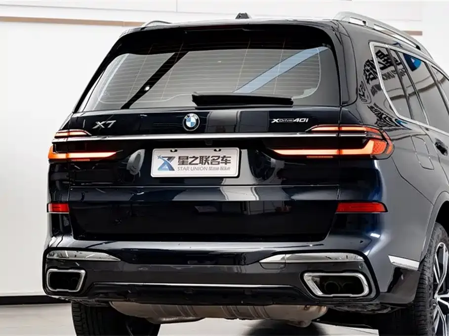 BMW X7 — фото 10