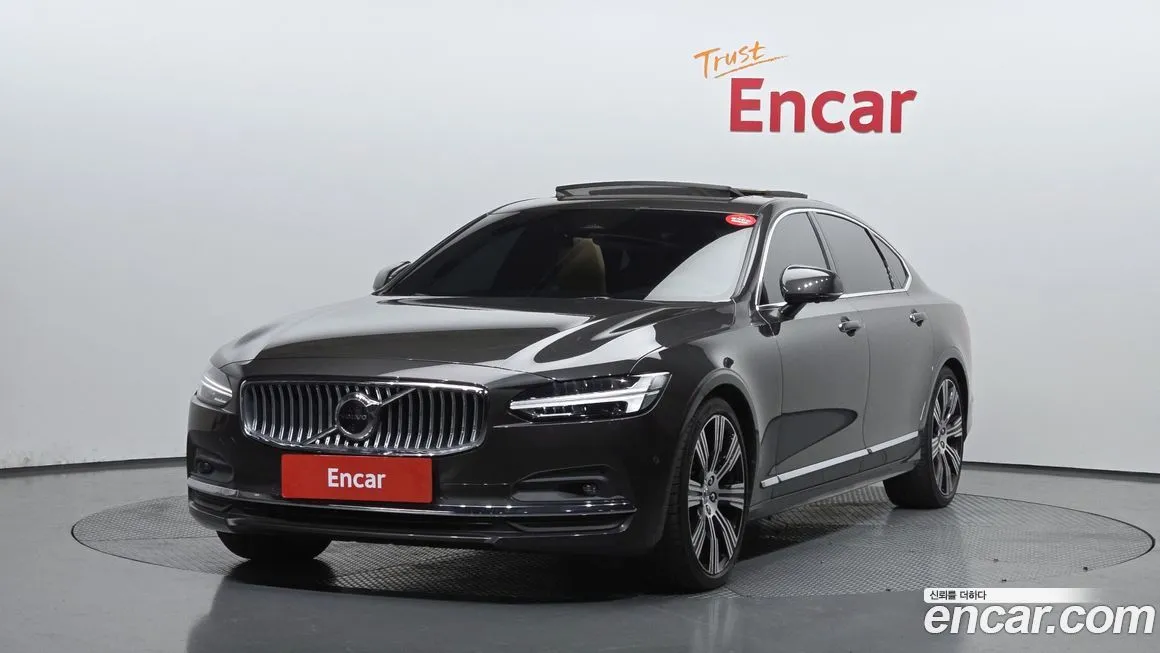Volvo S90 — фото 1