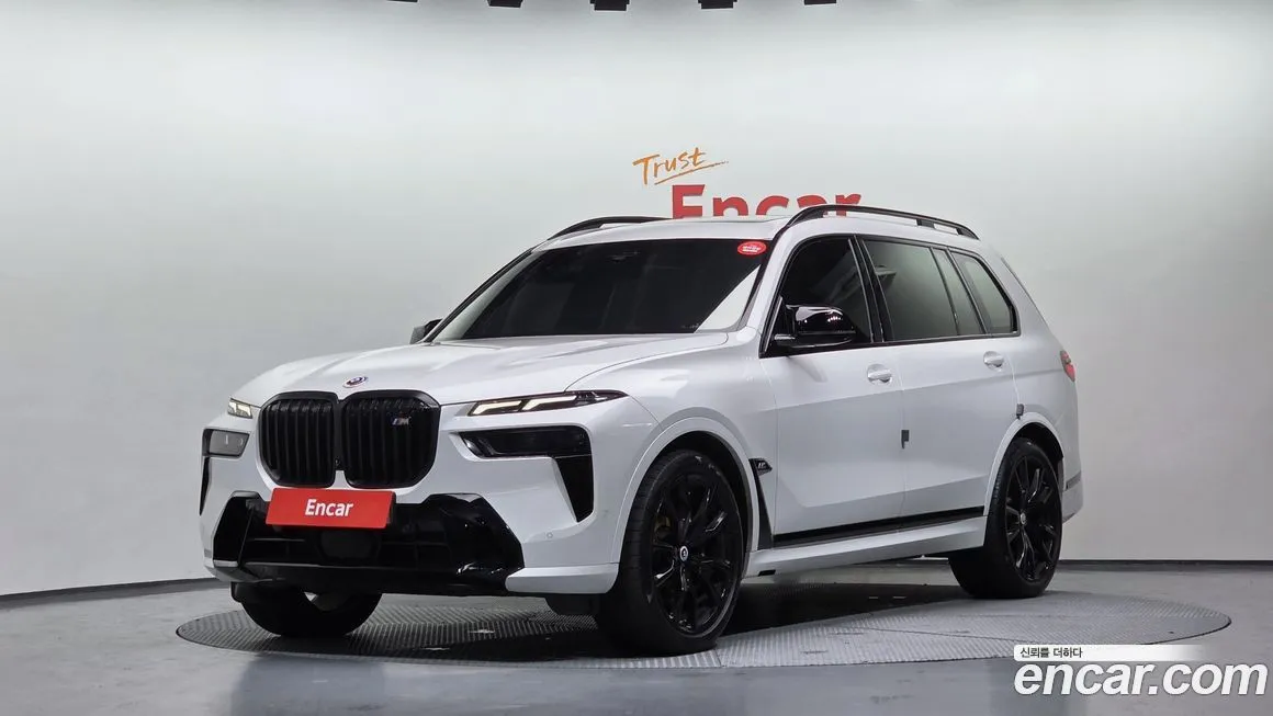 BMW X7 — фото 1