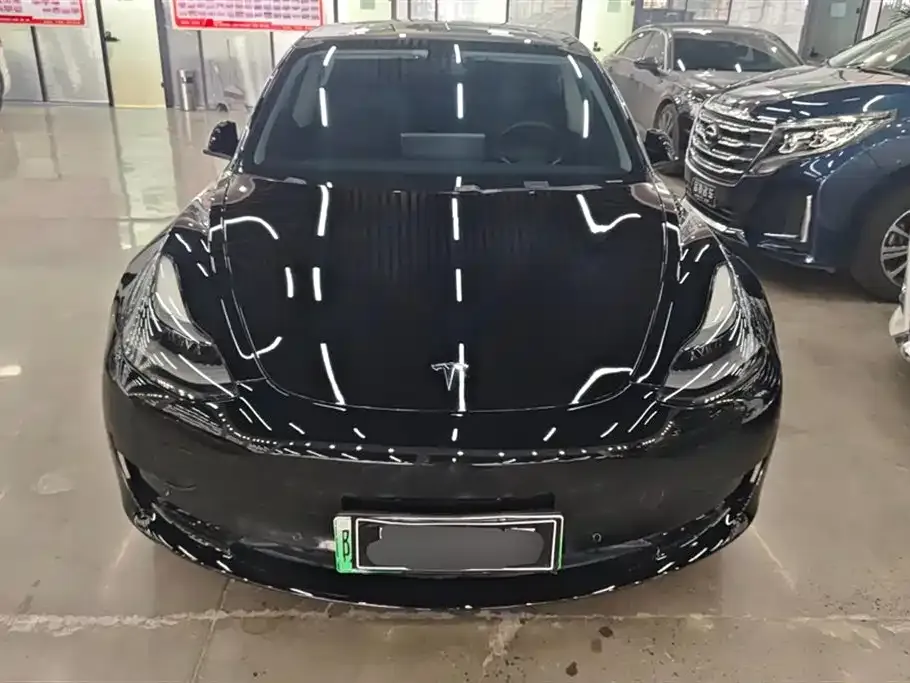 Tesla Model 3 — фото 9