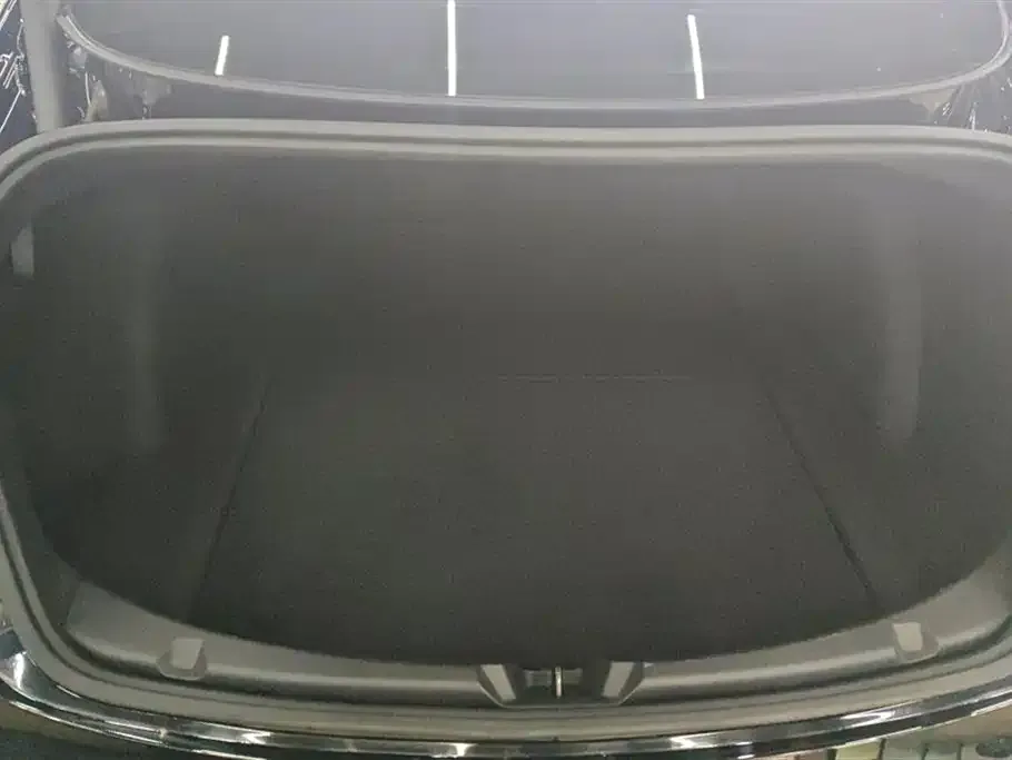 Tesla Model 3 — фото 3
