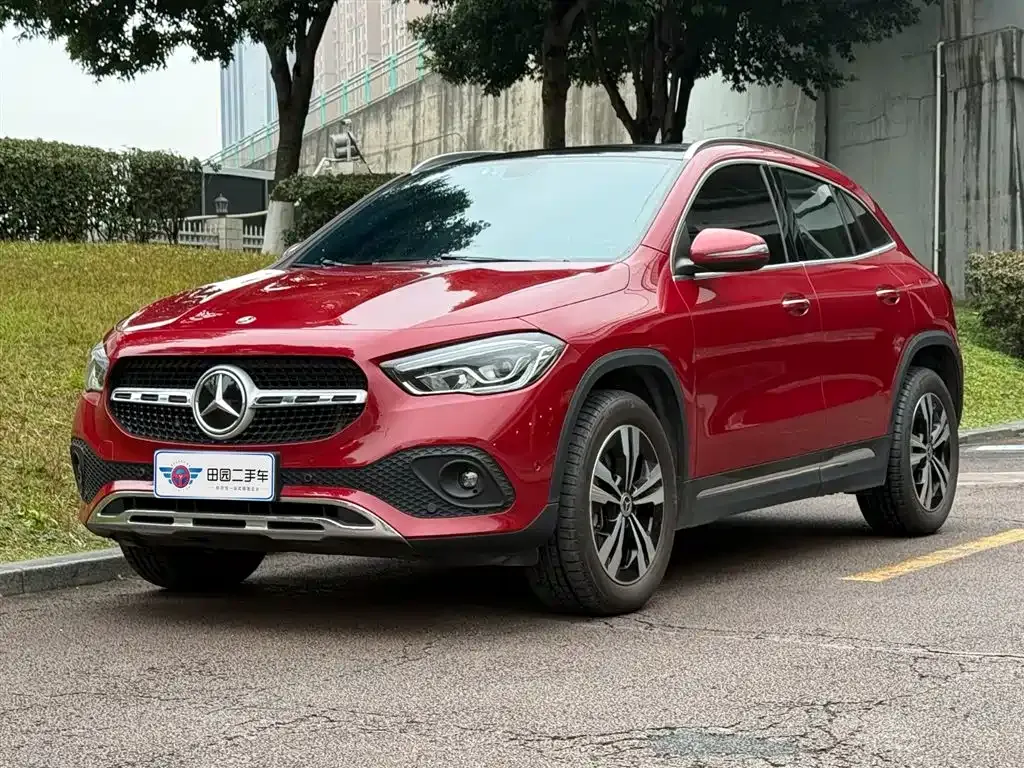 Mercedes-Benz GLA — фото 1