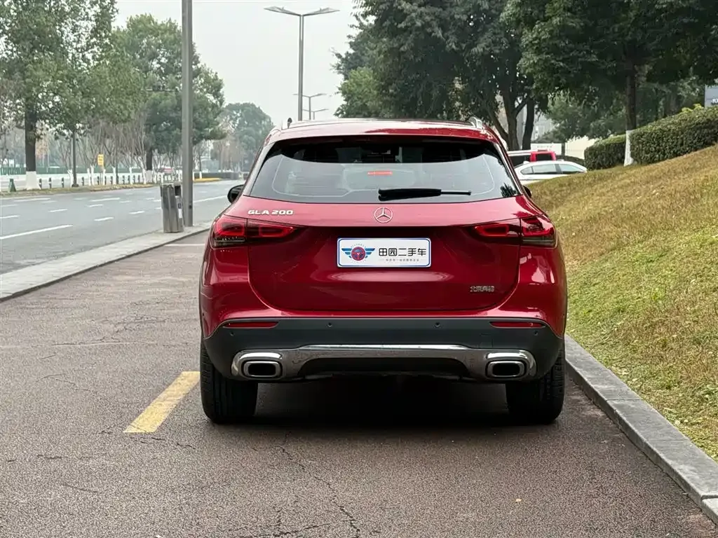 Mercedes-Benz GLA — фото 8