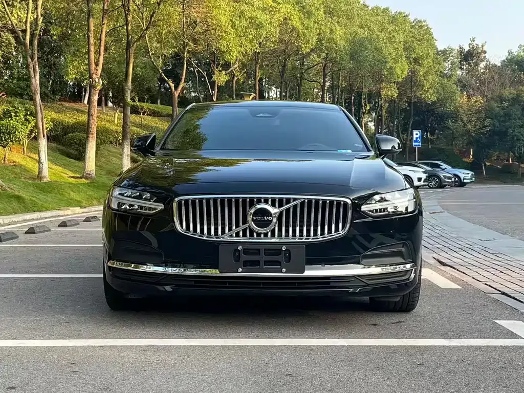 Volvo S90 — фото 4