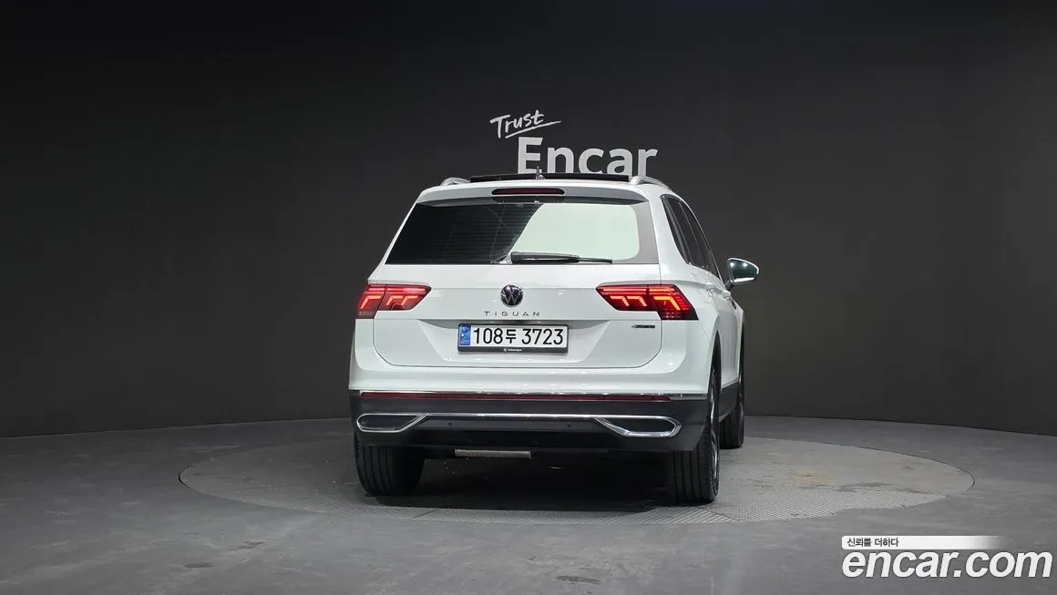 Volkswagen Tiguan — фото 3