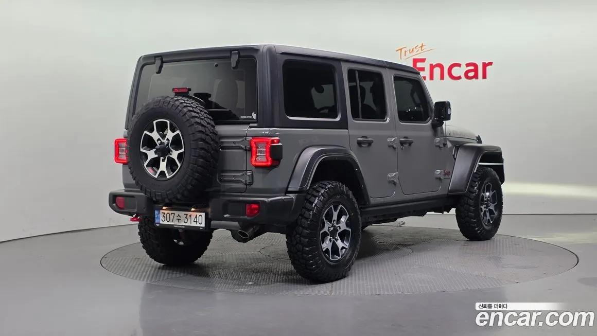 Jeep Wrangler — фото 2