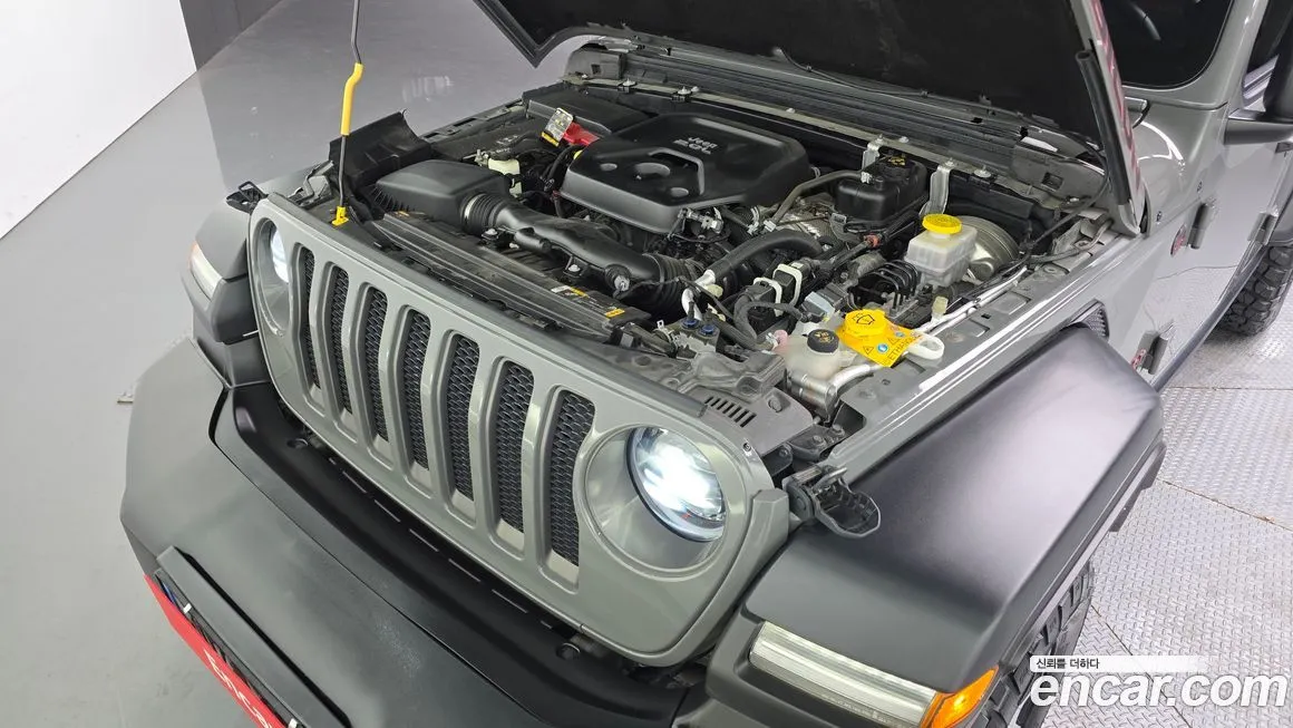 Jeep Wrangler — фото 6