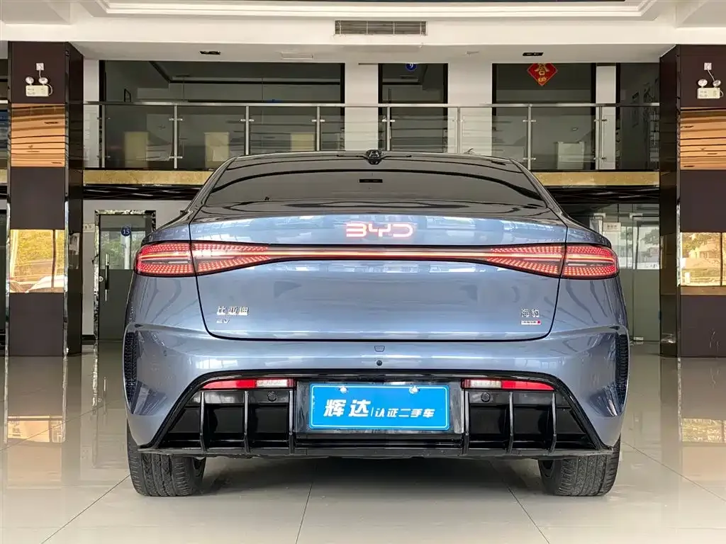 BYD Seal — фото 6