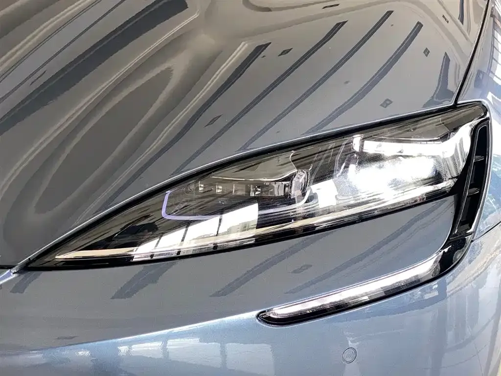 BYD Seal — фото 4
