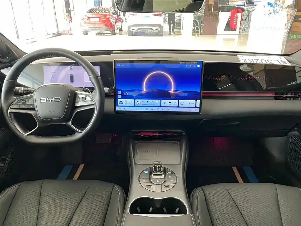BYD Seal — фото 10