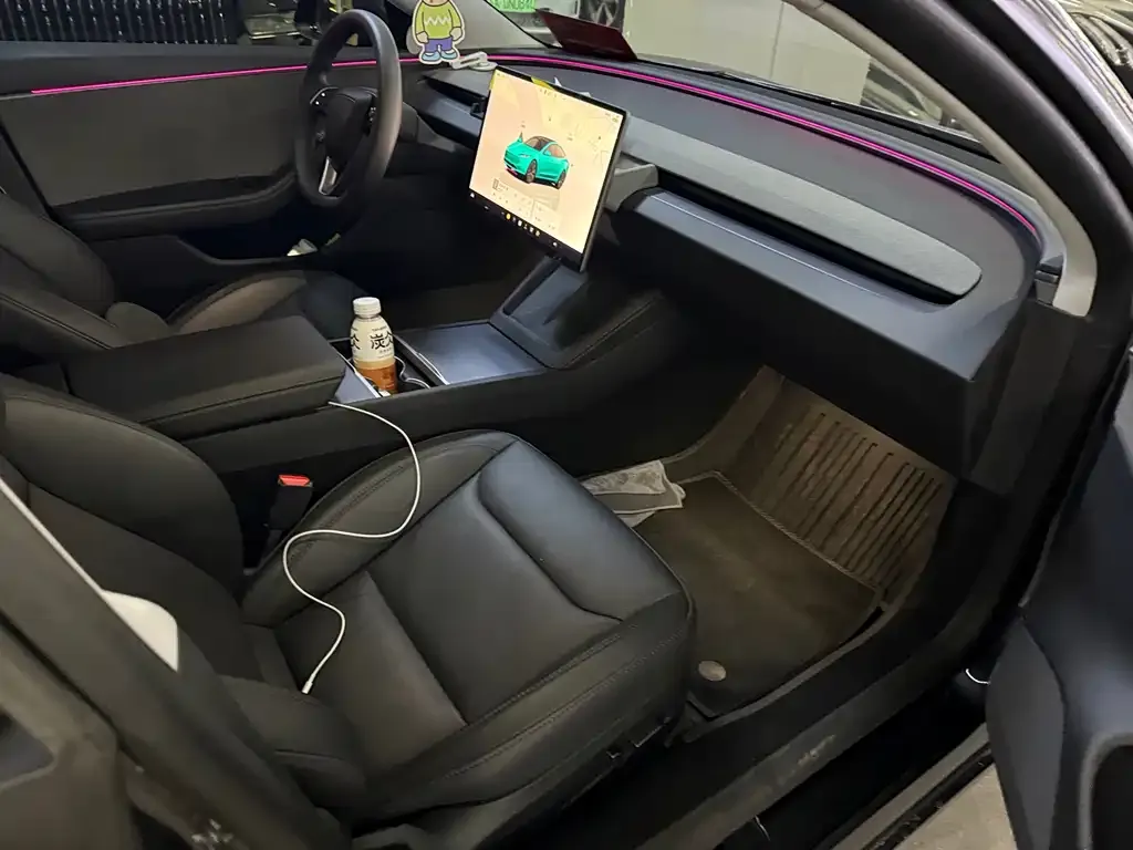 Tesla Model 3 — фото 6
