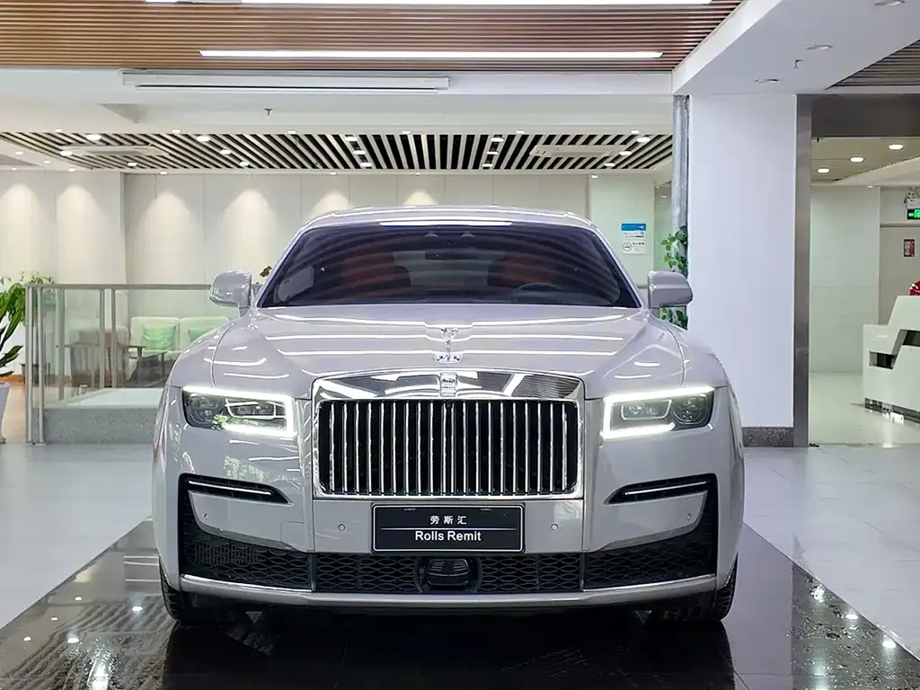 Rolls-Royce Ghost — фото 4