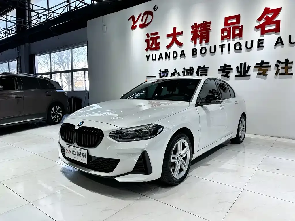 BMW 1 Series — фото 1