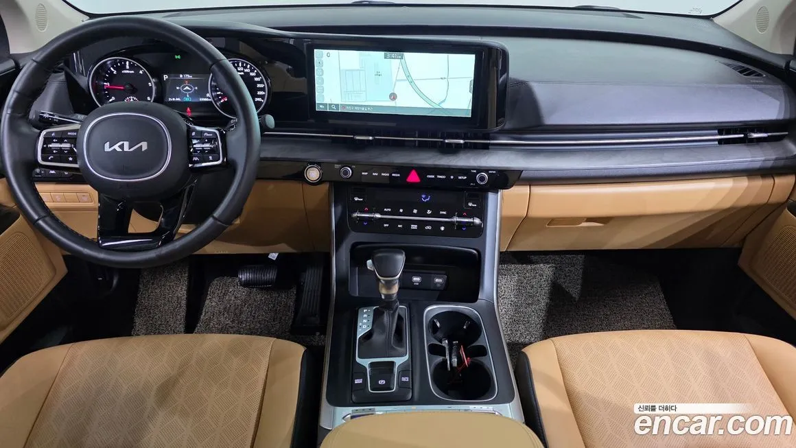 Kia Carnival — фото 10