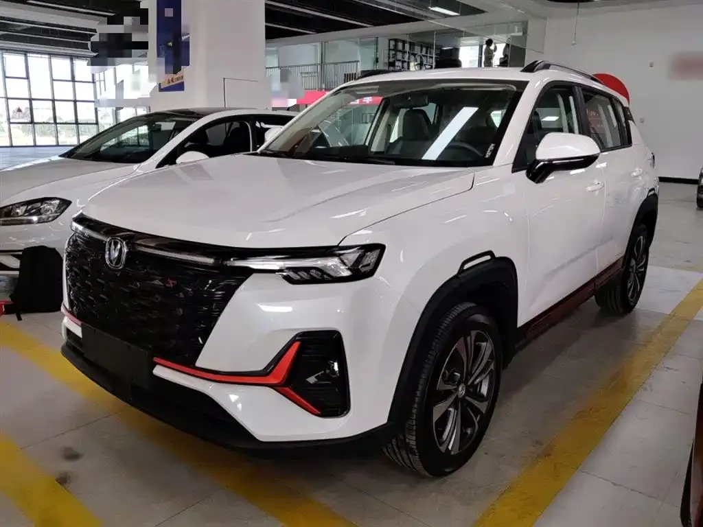Changan CS35PLUS — фото 1