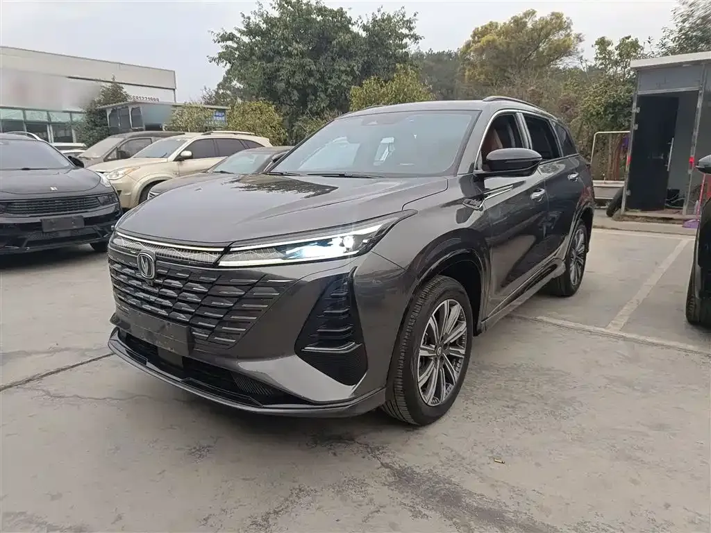 Changan CS75PLUS — фото 7