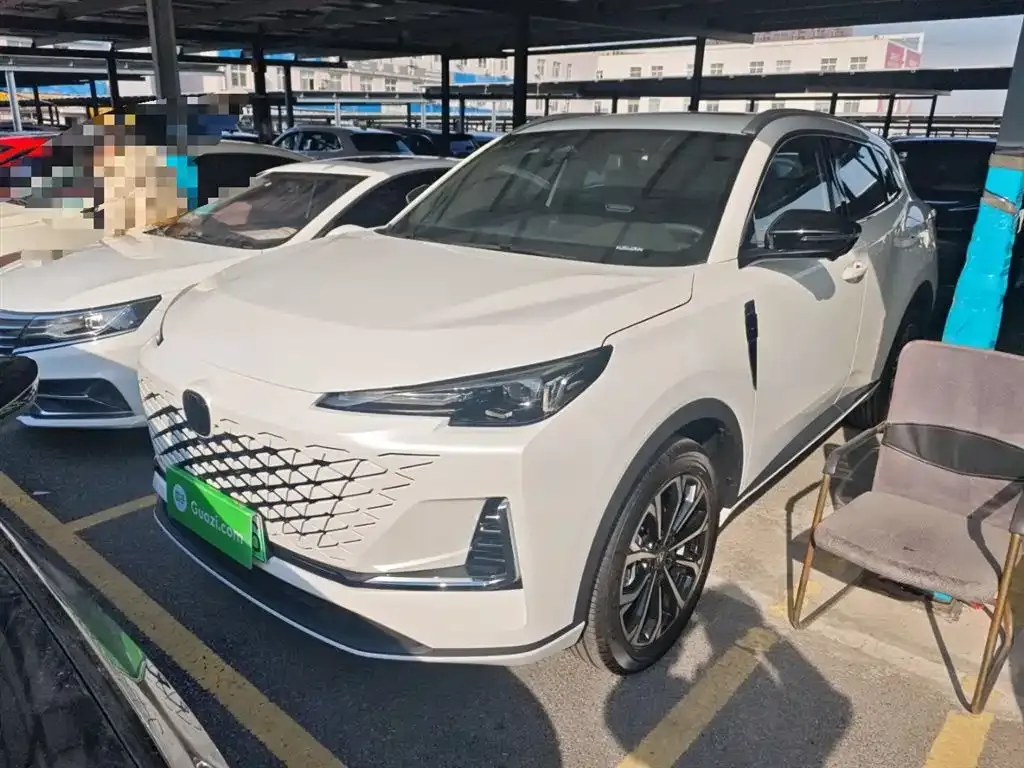 Changan CS55PLUS PHEV — фото 10
