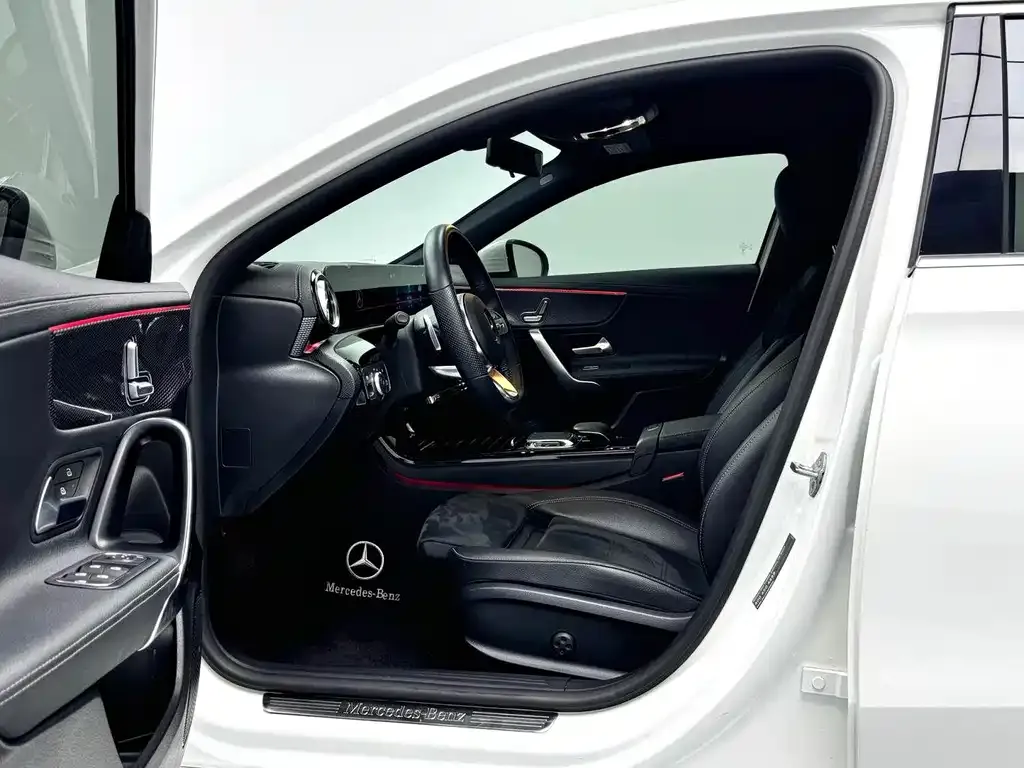 Mercedes-Benz A-Class — фото 4