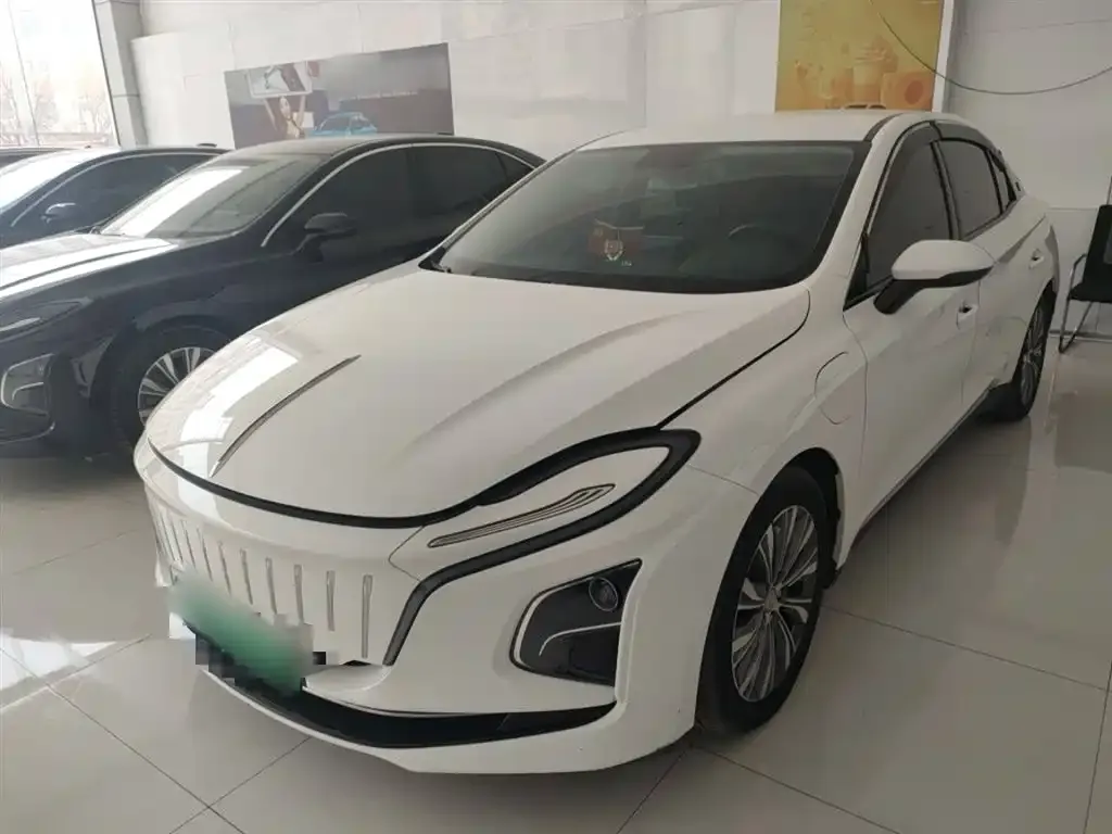 Hongqi E-QM5 — фото 1