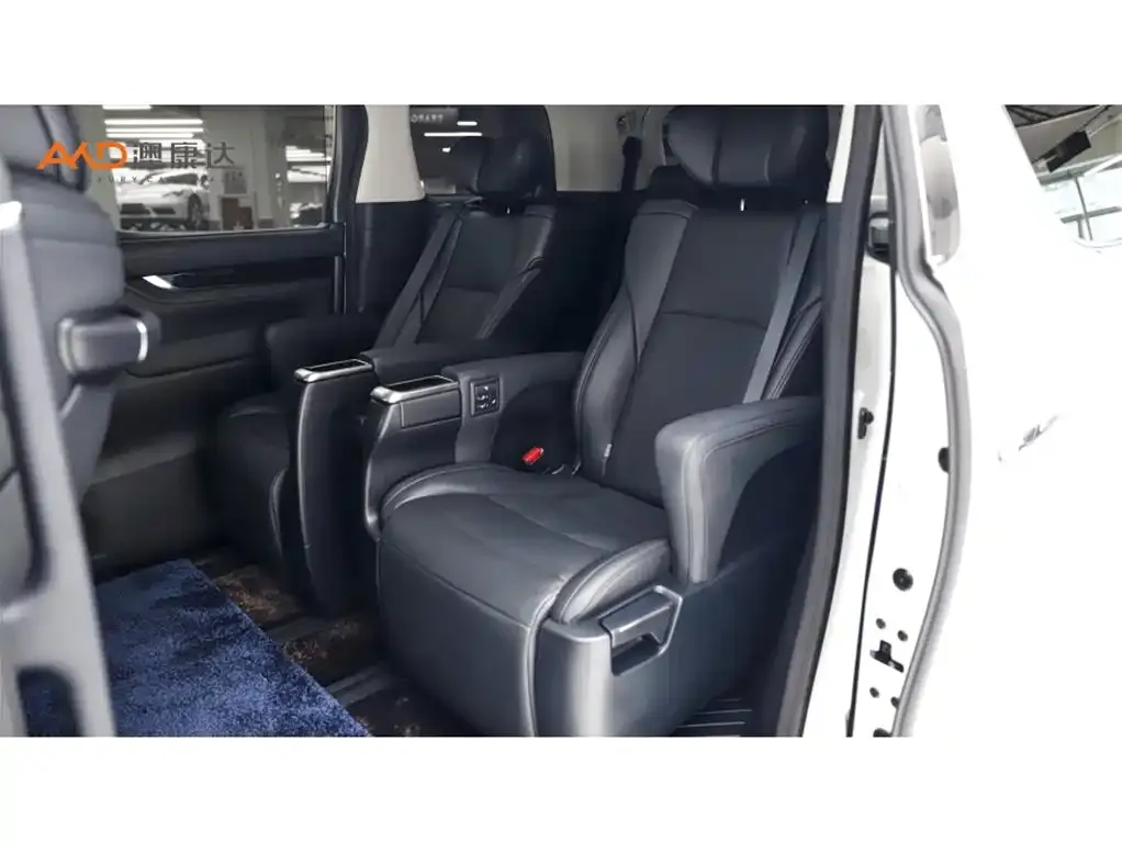 Toyota Vellfire — фото 5