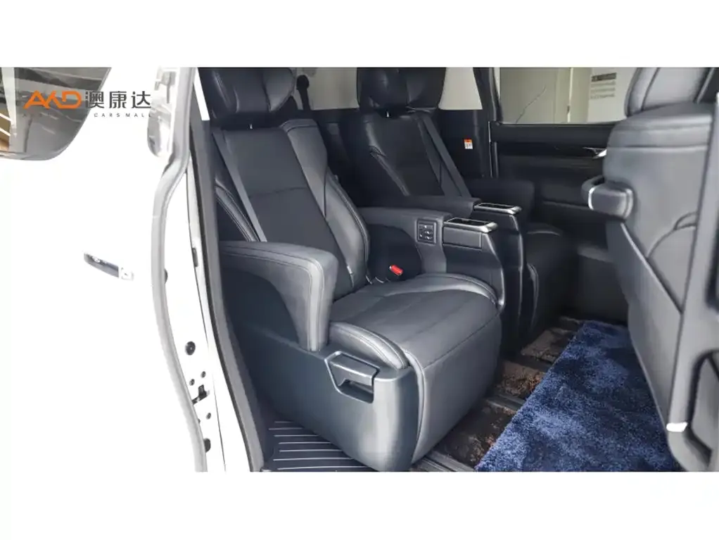 Toyota Vellfire — фото 8