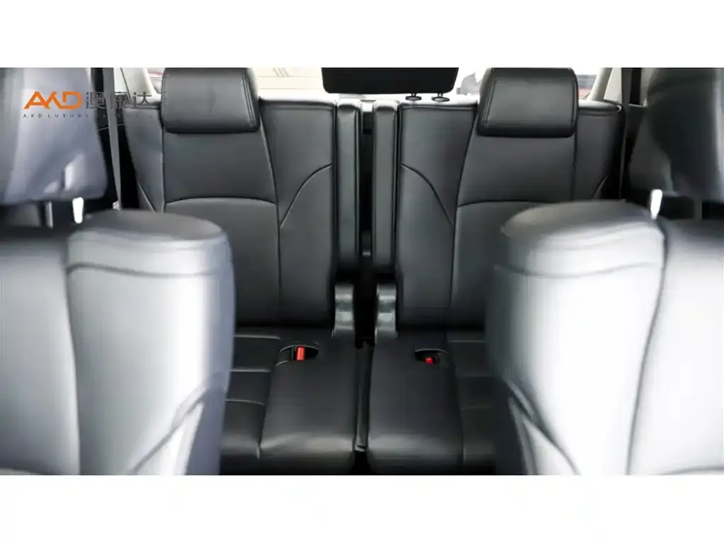 Toyota Vellfire — фото 2