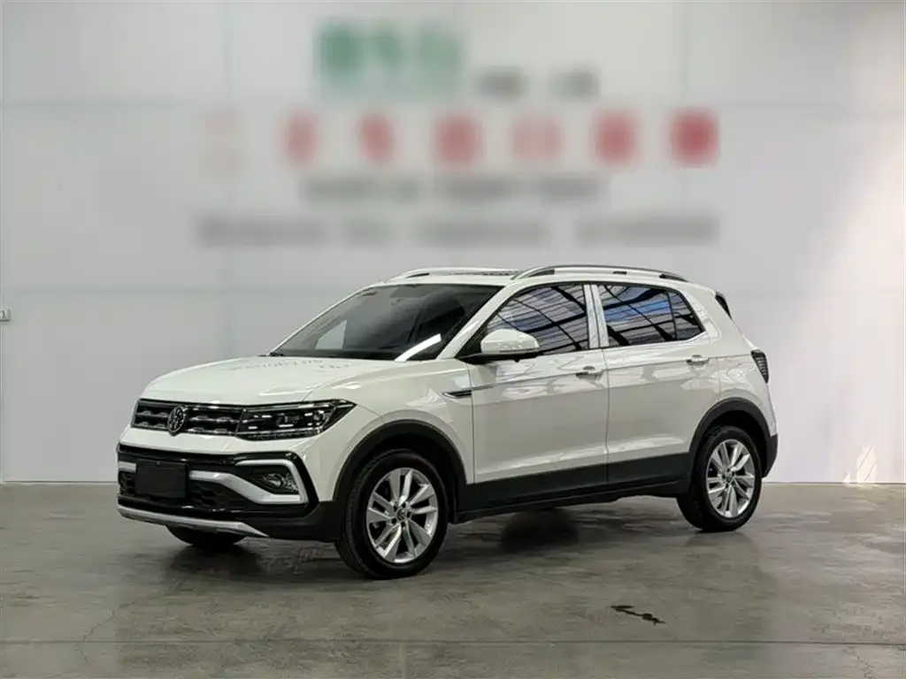 Volkswagen T-Cross — фото 1