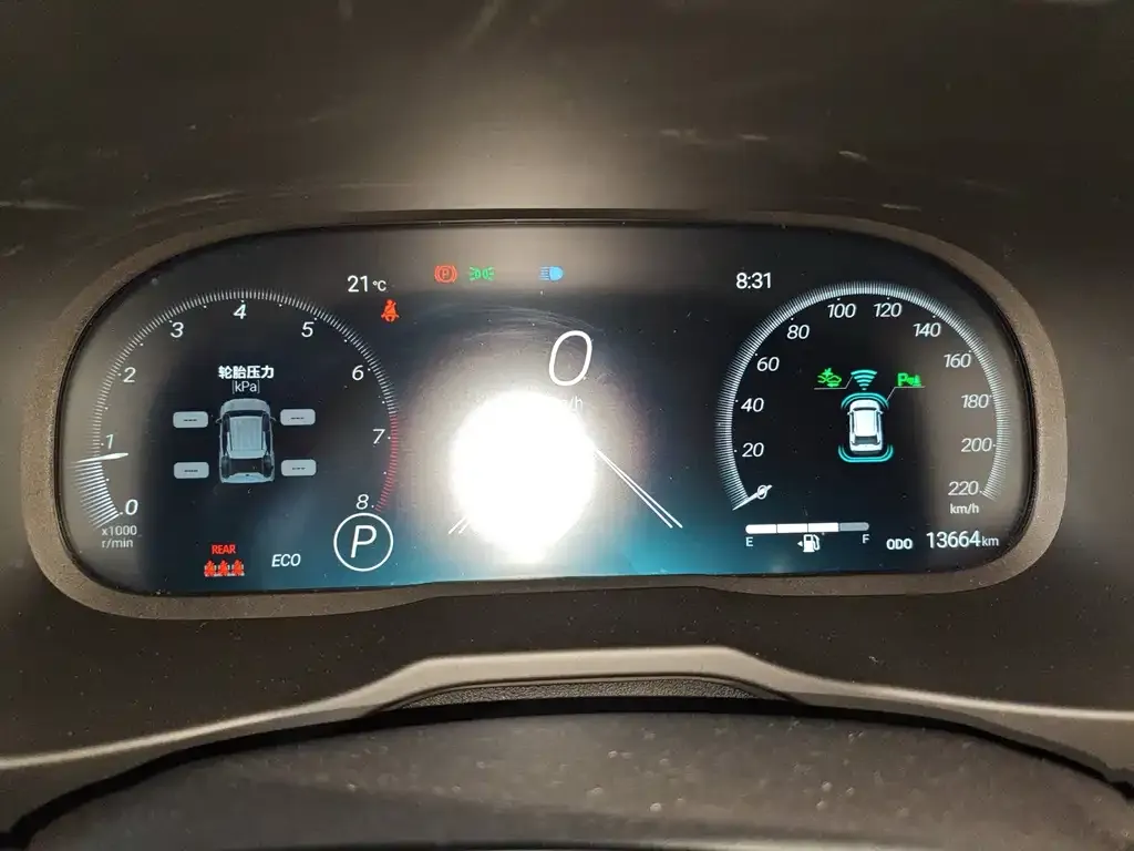 Toyota RAV4 — фото 6