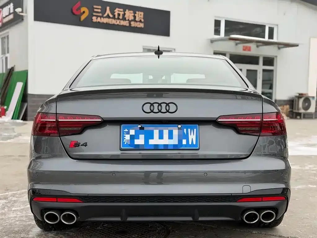 Audi S4 — фото 5