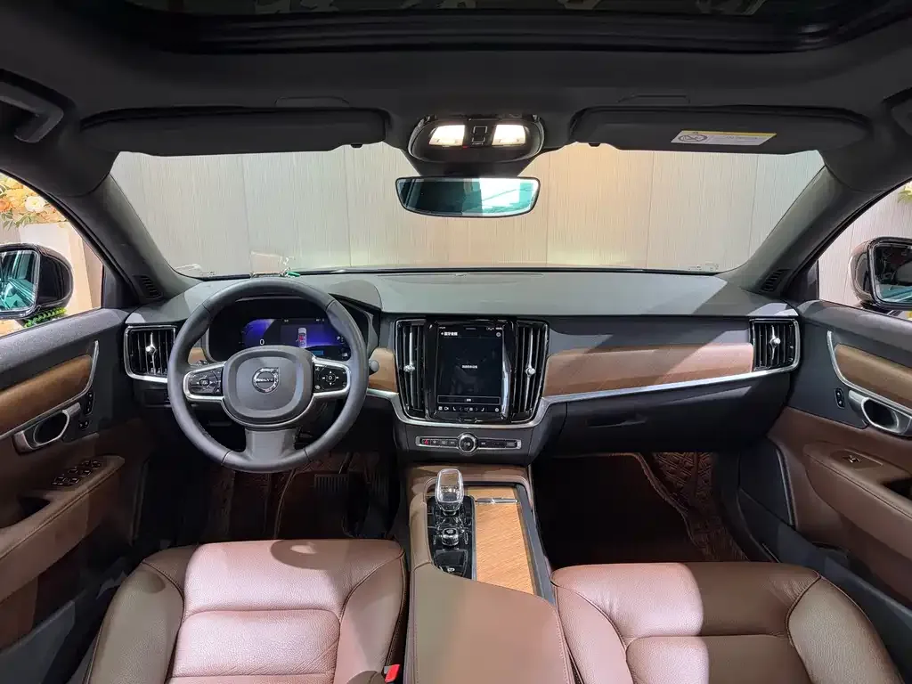 Volvo S90 — фото 9