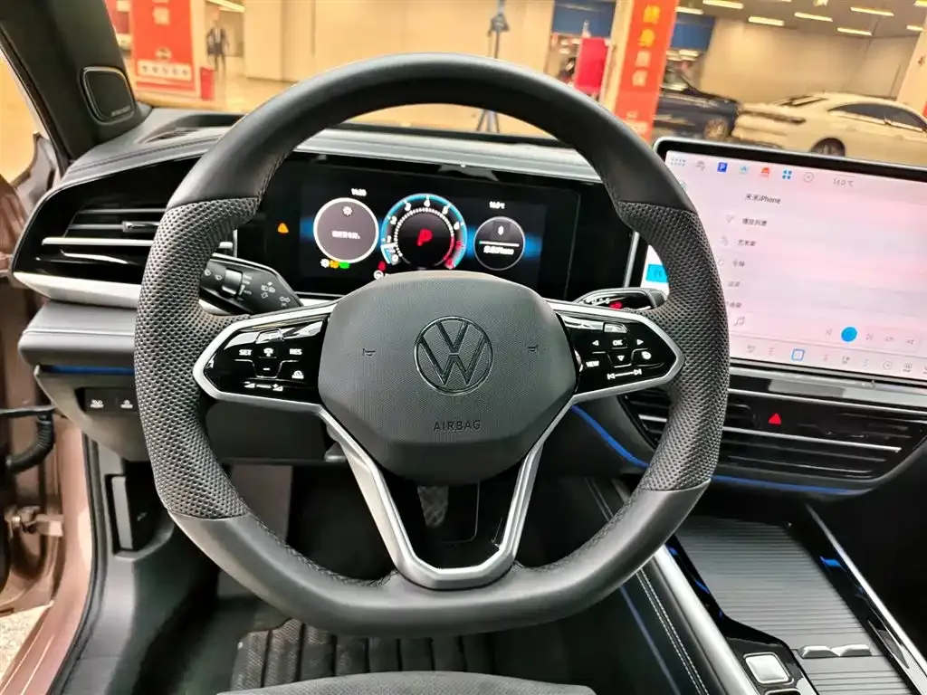 Volkswagen Passat — фото 9