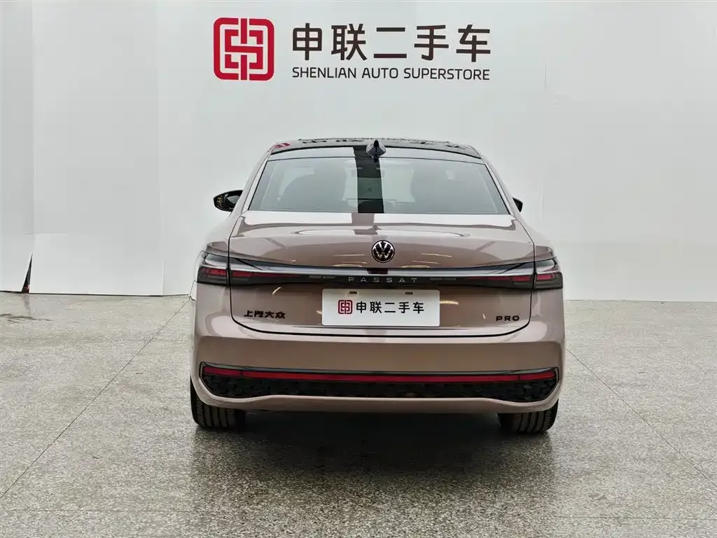 Volkswagen Passat — фото 6