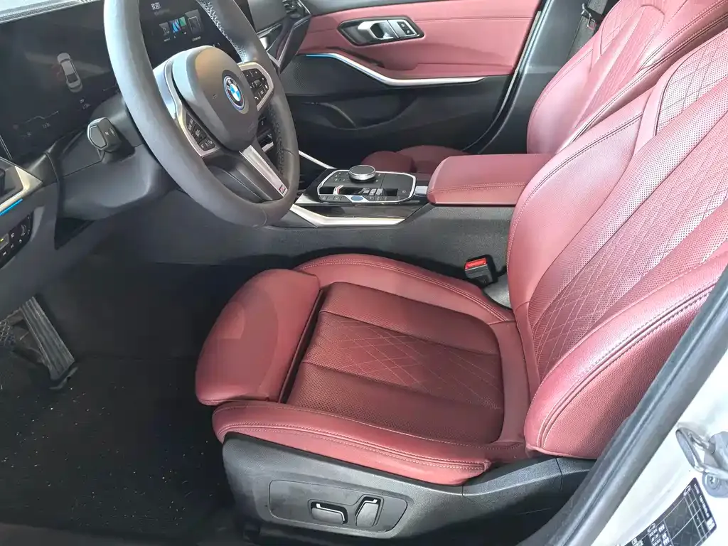 BMW i3 — фото 8