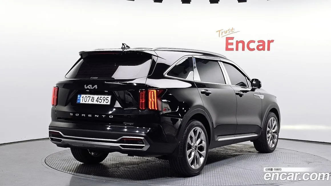 Kia Sorento — фото 3