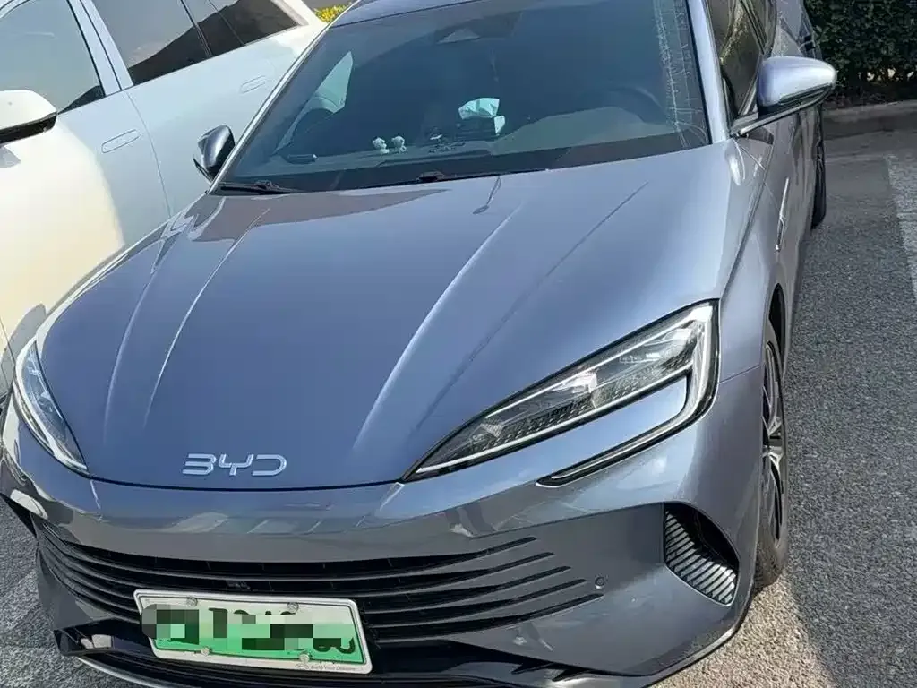 BYD Seal — фото 1