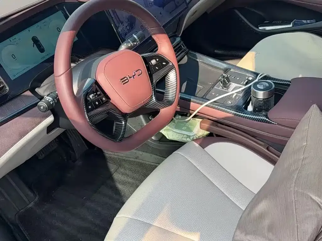 BYD Seal — фото 4