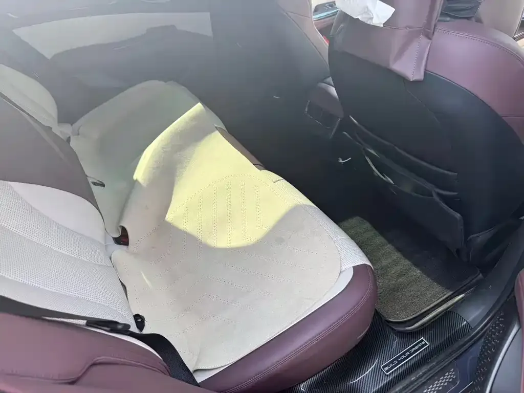 BYD Seal — фото 3