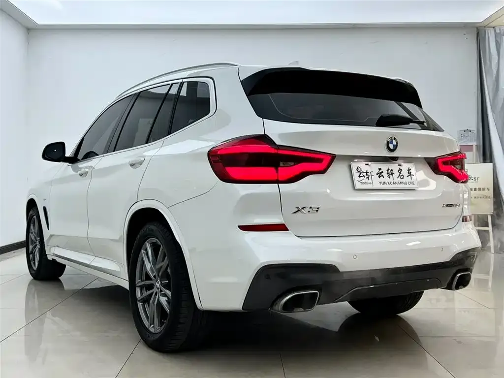 BMW X3 — фото 9