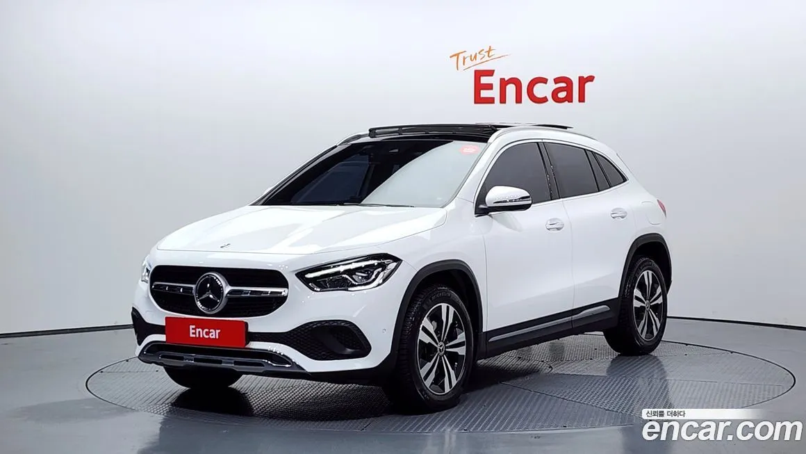 Mercedes-Benz GLA-Class — фото 1