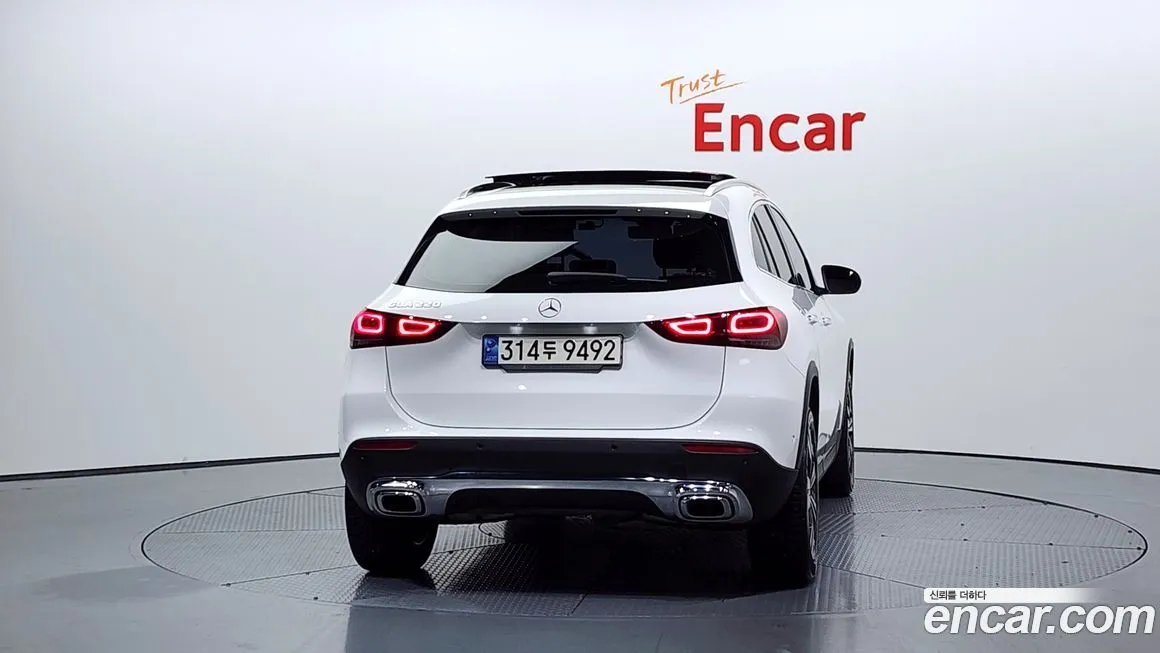 Mercedes-Benz GLA-Class — фото 4