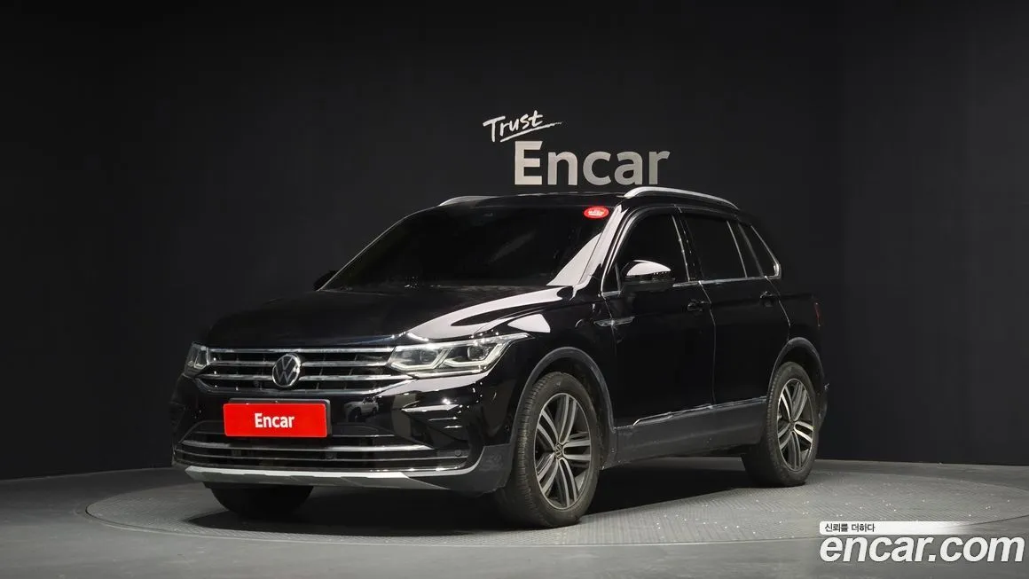 Volkswagen Tiguan — фото 1