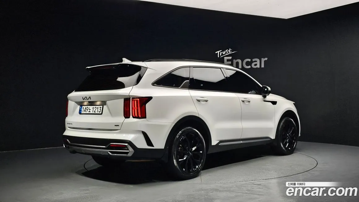 Kia Sorento — фото 5